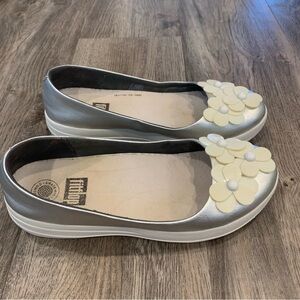 FitFlop F-Sporty Silver Flower Ballerina Comfort loafer Shoe Women’s 8 Floral